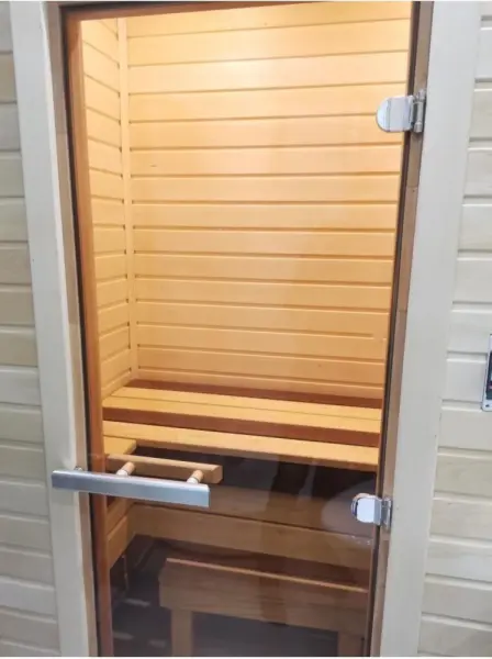 Дверь DoorWood "Бронза" 1800*700 (3 петли, 8мм) Дверь DoorWood "Бронза" 1800*700 (3 петли, 8мм)