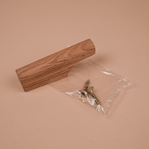 Крючок Woodson К1, дуб