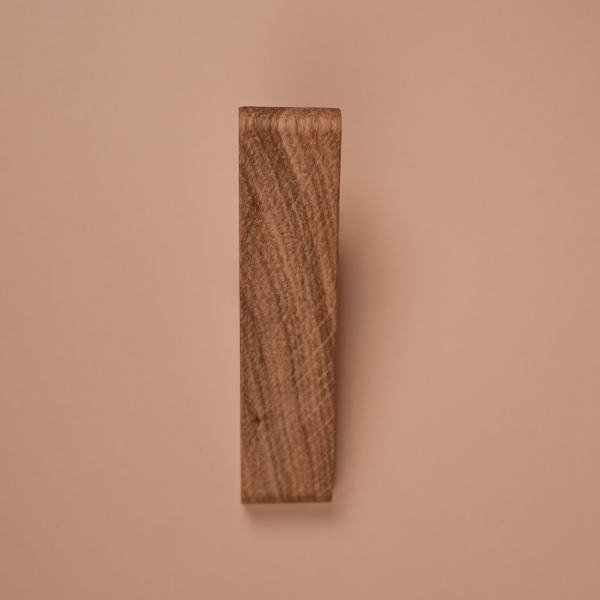 Крючок Woodson К3, дуб 