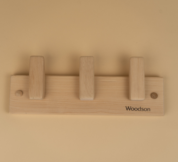 Вешалка Woodson D3, 3 крепления, липа
